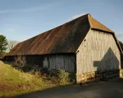 Heathrow expansion 'threat to England's largest medieval barn'