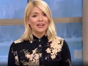 Holly Willoughby kept kitten Teddy's death from children, admits