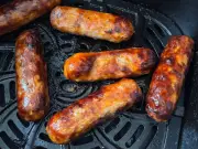 Home cook's favourite method for perfectly juicy air fryer sausages