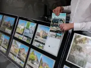 Homebuyers need extra £18,200 deposit as mortgage rates rise