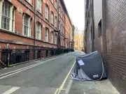 Homeless couple's 'heartbreaking' reaction to volunteers offering food in Liverpool