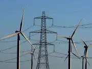 Homes near new pylons to get £2,500 bill discounts