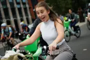 How record hot summer has changed London's travel habits