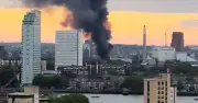 Huge fire in London near Rotherhithe and London Bridge