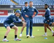 Joe Root's century steers England to dominant win over Pakistan