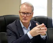 Kansas Democrat aims to end 90-year Senate losing streak