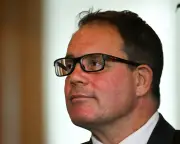 Labor MP Luke Gosling charged with breaching bail in NT