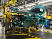Labour signals EV target cut after Nissan pressure