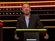 Lee Mack 'disgusted' by contestant's eyelash collection on 1% Club