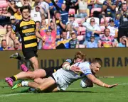 Leeds top Super League but NRL investment saga looms