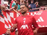 Liverpool 2-2 Forest: Munoz debut goal rescues draw