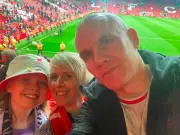 Liverpool-mad dad's wedding wish granted by hospice before death