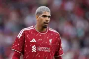 Liverpool XI vs Newcastle: Araujo set for Premier League debut
