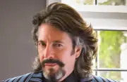 Llewelyn-Bowen on Beckhams as Cotswolds neighbours