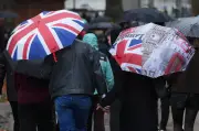 London set for days of rain after record hot, dry summer