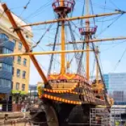 London's Golden Hinde Ship Transforms into Floating Pub for Thirsty Thursdays