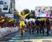 Lorena Wiebes wins second stage of Tour de France Femmes