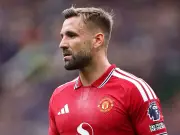 Luke Shaw takes blame for Man Utd goal as Rio Ferdinand praises Martinez