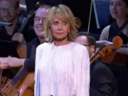 Lulu Fights Tears at BBC Proms 007 Concert; Fans React