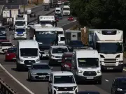 M4 bank holiday delays: RAC reveals exact times for frantic Friday traffic