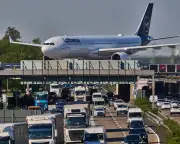 Malaria outbreak kills two staff at Frankfurt airport