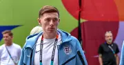 Man City star reveals Man Utd players tried to sway him