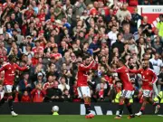 Man United 5-2 Ipswich: Fernandes hat-trick stars in comeback win
