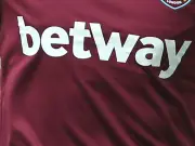 Man United announce Betway training kit deal worth £18m a season