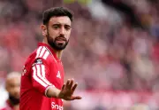 Man Utd face Bruno Fernandes transfer challenge with 'offer prepared'