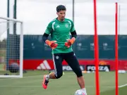 Man Utd's Bayindir set for Celta Vigo loan move