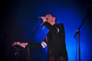 Massive Attack banned from Singapore over Palestinian flag display