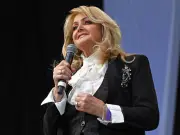 Massive Bonnie Tyler tribute planned at Swansea's Oystermouth Castle