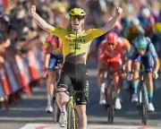 Matt Brennan wins Vuelta stage two as Pogacar keeps red jersey