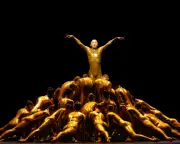 Mere Mortals review – a dazzling, maddening ballet for the AI age