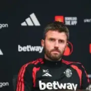 Michael Carrick says Man Utd need 'jump' to challenge Arsenal for title