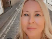 Mum swaps Sardinia for Cornwall 'coolcation' amid UK heatwaves