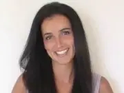 Musician's 5-Year Bond Theme Quest Transforms Her Life