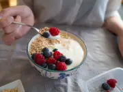 Natural Ingredient to Sweeten Greek Yoghurt Without Sugar