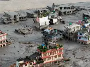 Nepal floods: 270 dead, 33 Brits missing after Himalayan disaster