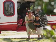 Nepal floods death toll passes 600 as UK rescue team arrives
