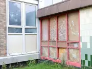 Newcastle tower block resident slams filthy conditions and smashed windows
