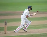 Nottinghamshire extend County Championship lead in week of draws