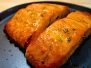 Olive Oil Keeps Salmon Juicy in Oven