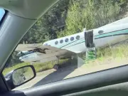 One dead after plane emergency landing on Canada road