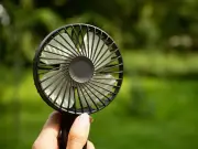 Parents snap up under-£13 portable fan for prams that cools babies down quickly