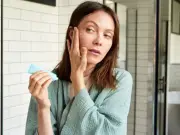 Pharmacist warns against buying tretinoin skincare online