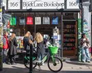Philip Pullman, Maggie O'Farrell Urge Burnham to Cut Bookshop Rates