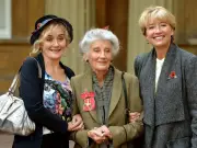 Phyllida Law dies aged 94 as tributes flood in for legendary actress