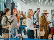 Pilot's Wife Urges Passengers to Avoid Wearing White, Jumpsuits, and Stiff Denim on Flights