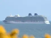 P&O Cruises warns of 'immediate removal' over balcony smoking rule